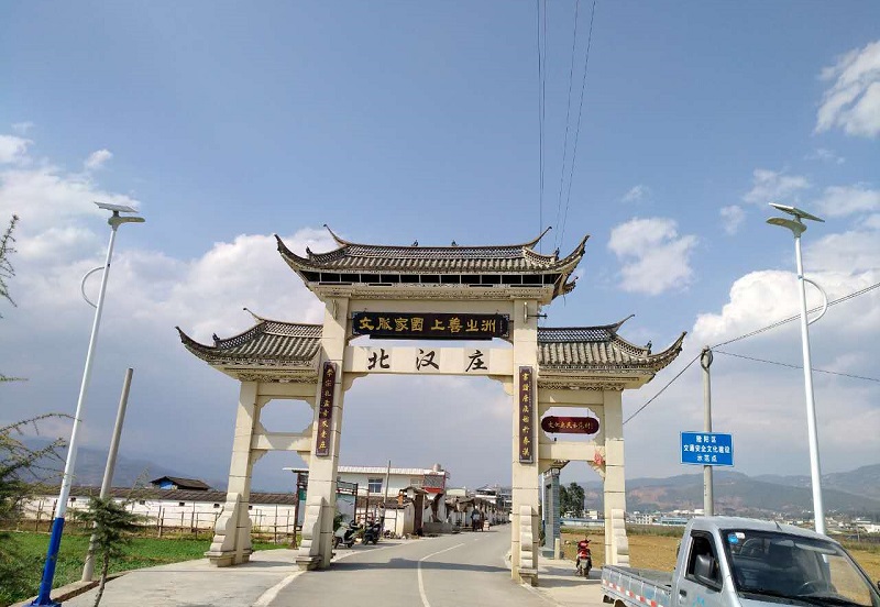 太陽(yáng)能路燈廠(chǎng)家技術(shù)創(chuàng)新與未來(lái)發(fā)展